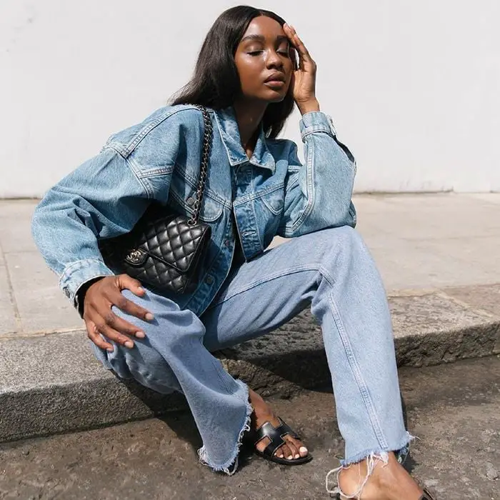 Light Wash Wide Leg Jeans with Oversized Denim Jacket, Close-Up Take Light Wash Wide Leg Jeans with Oversized Denim Jacket, Close-Up Take — Simple Going Out Outfits Jeans
