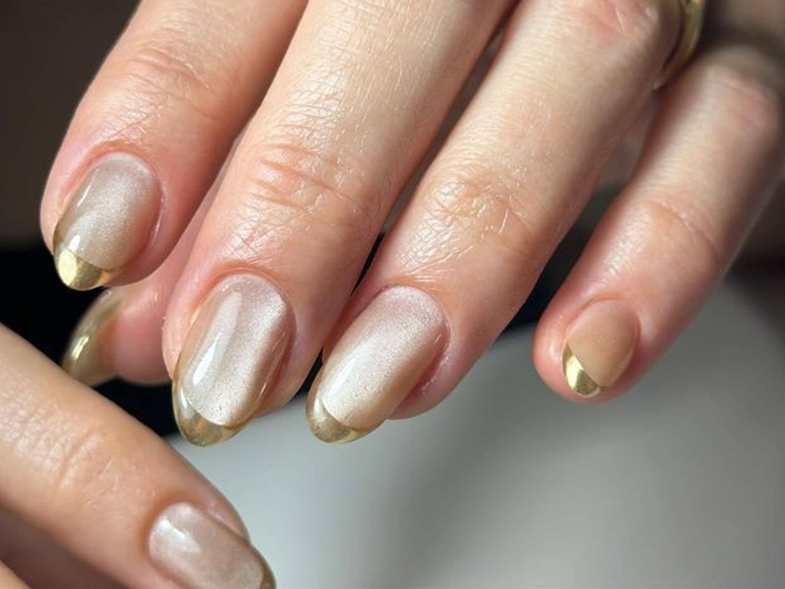Nude Base Gold Chrome French Short Almond Nails — Simple Gold Chrome Nails