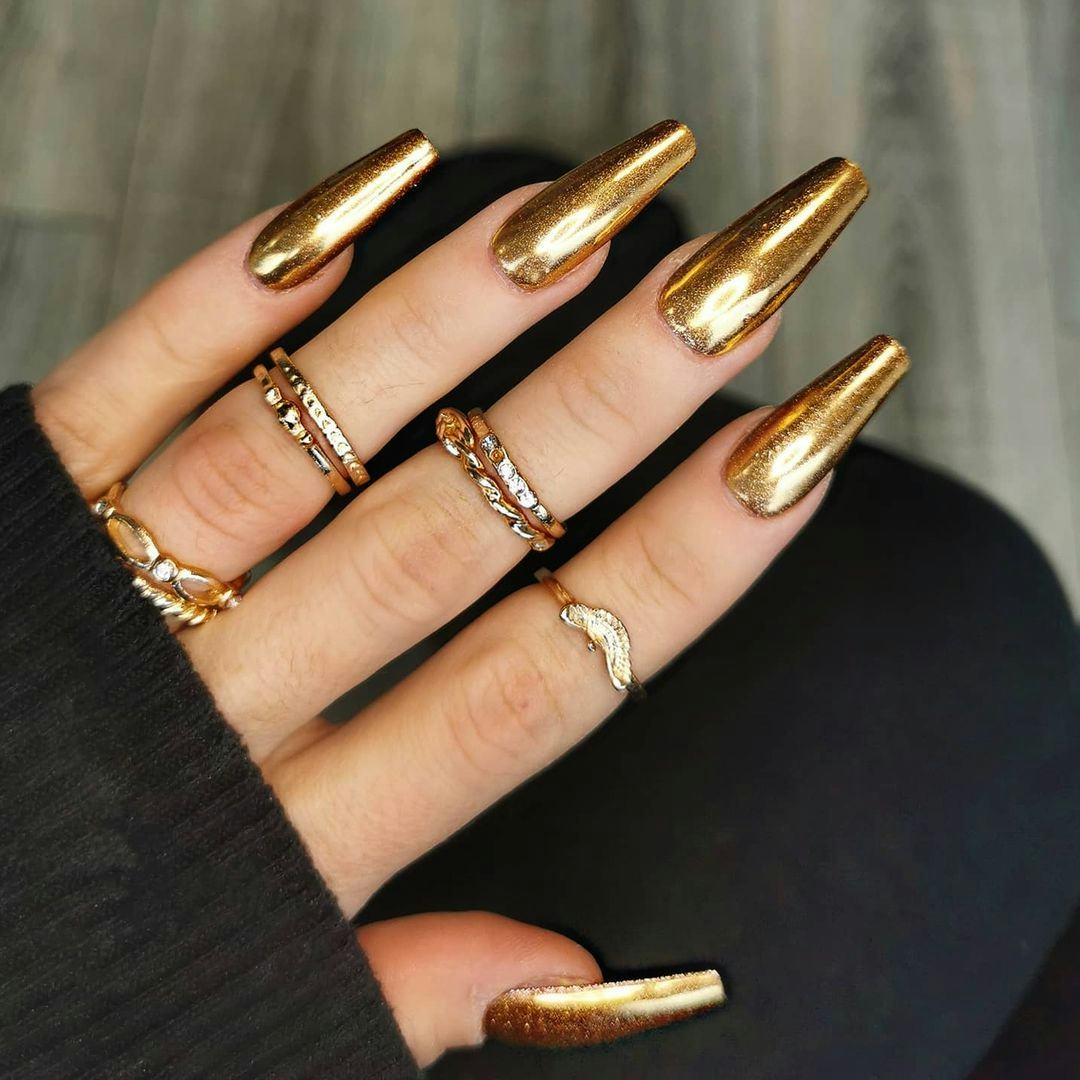 Bright Gold Chrome Long Coffin Nails — Simple Gold Chrome Nails