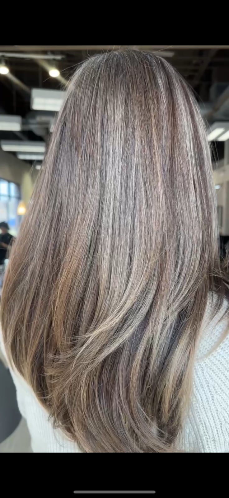 Mid-Back Straight Layered Gray Blend Mid-Back Straight Layered Gray Blend — Simple Gray Blending