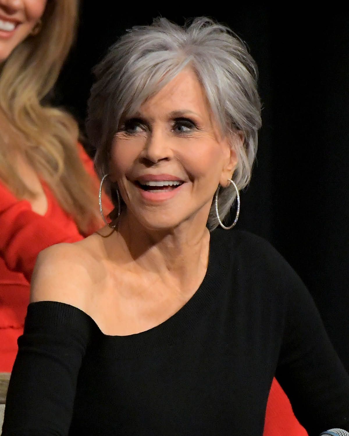 Short Pixie With Wispy Bangs in Silver Gray Short Pixie With Wispy Bangs in Silver Gray — Simple Gray Blending Hair