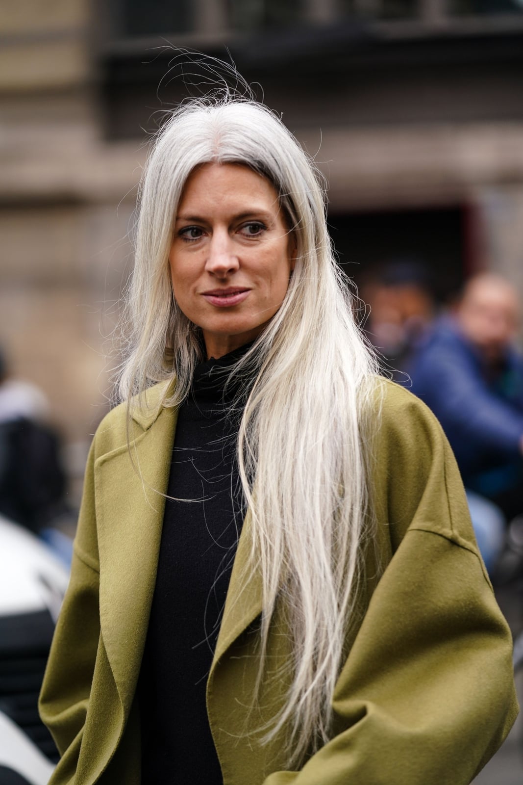 Mid-Back Ash Gray With Platinum Highlights Mid-Back Ash Gray With Platinum Highlights — Simple Gray Hair