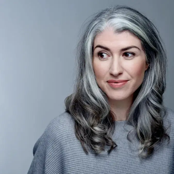 Collarbone Layers With Curtain Bangs Collarbone Layers With Curtain Bangs — Simple Gray Hair
