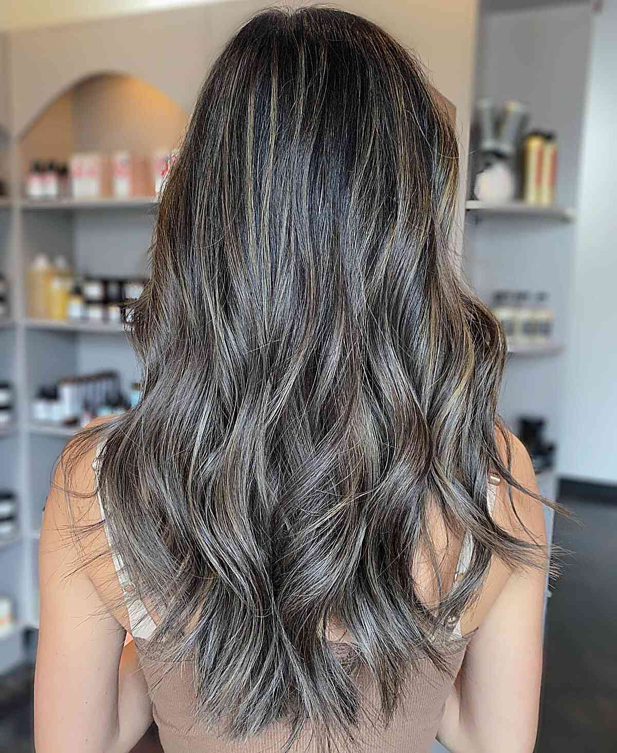 Mid-Back Natural Elegant Gray Shade — Simple Grey Highlights