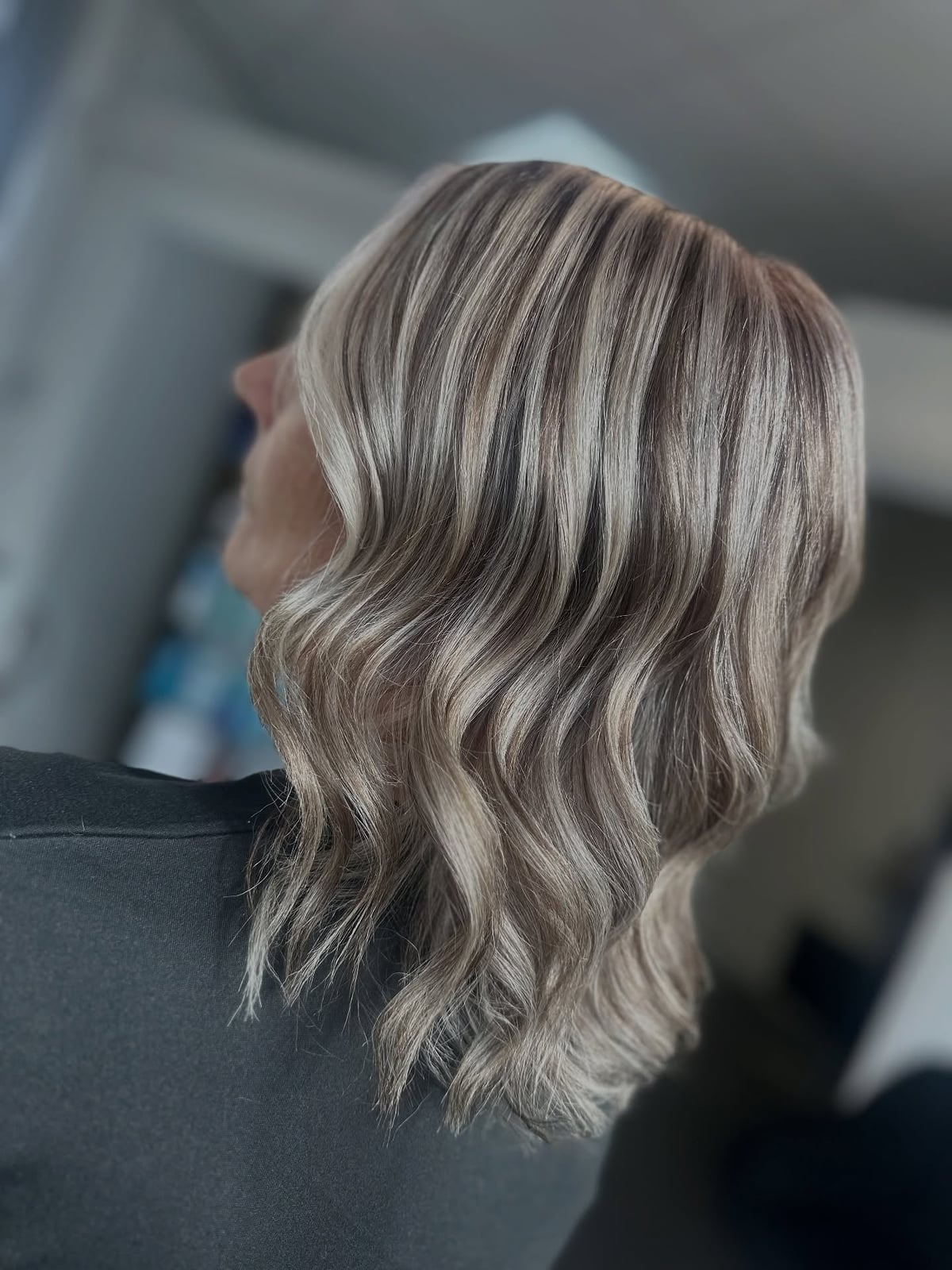 Tousled Bob In All Over Ash Gray — Simple Grey Highlights