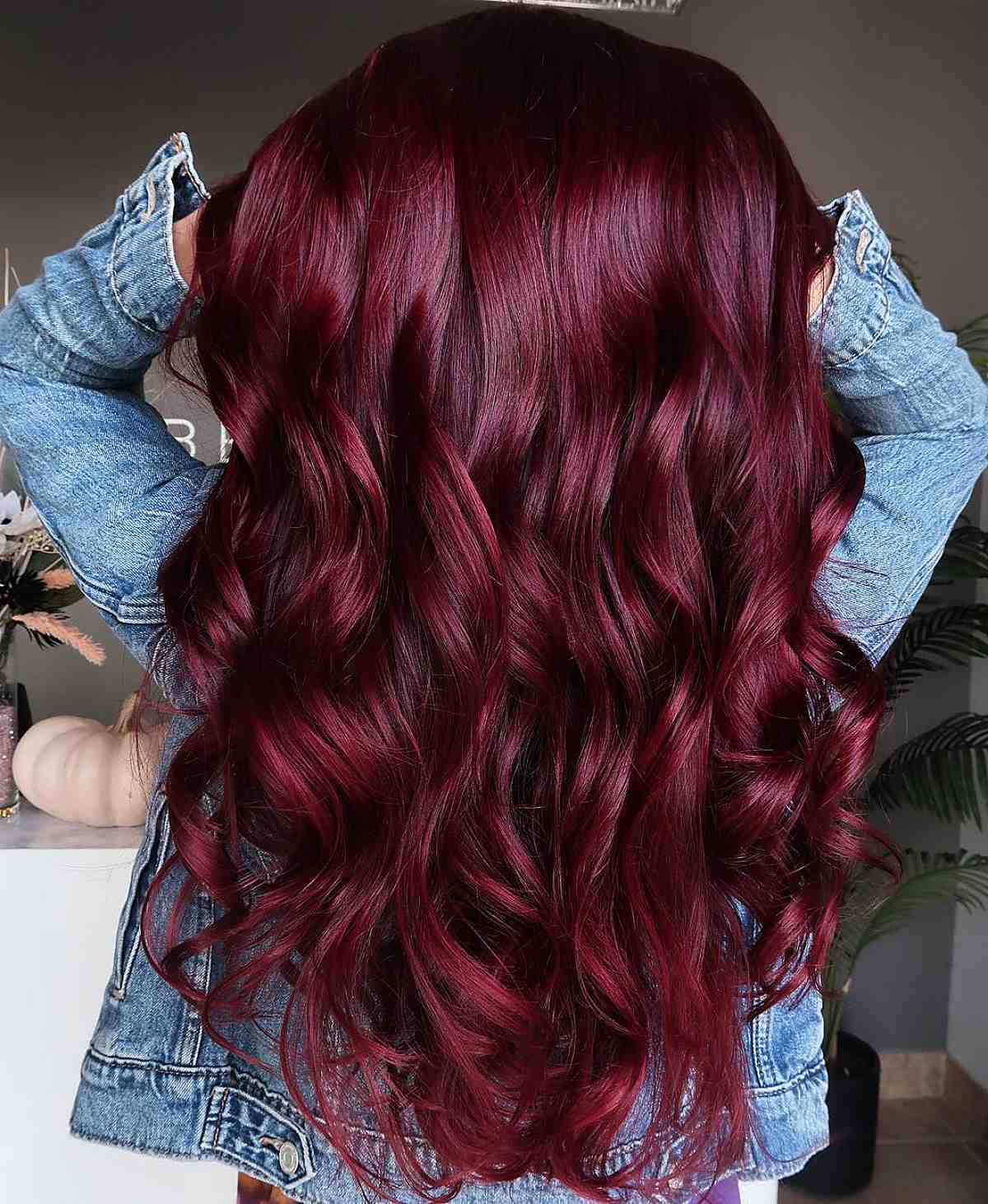 Deep Red With Darker Red Lowlights Deep Red With Darker Red Lowlights — Simple Hair Color Ideas