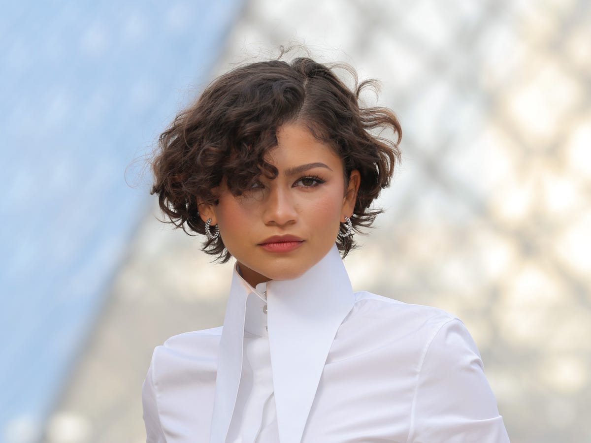 Chin Length Curly Bob Chin Length Curly Bob — Simple Hair Types Chart