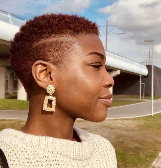 Short Cut With Vibrant Undercut — Simple Haircuts for Black Women