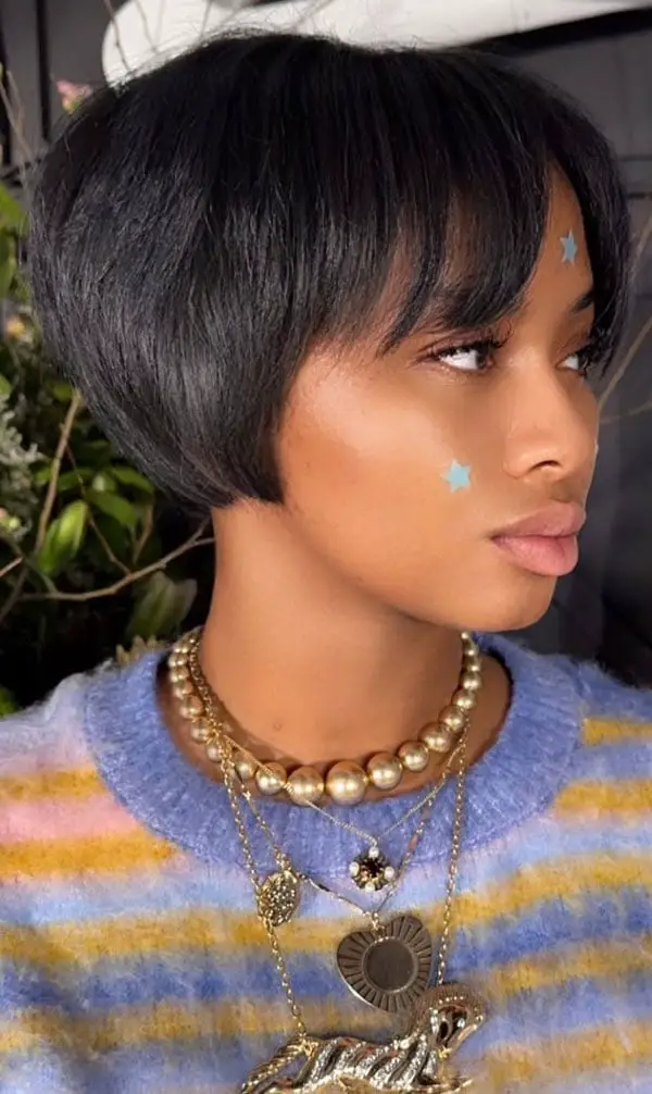 Ear-Length Bob With Blunt Bangs — Simple Haircuts for Black Women