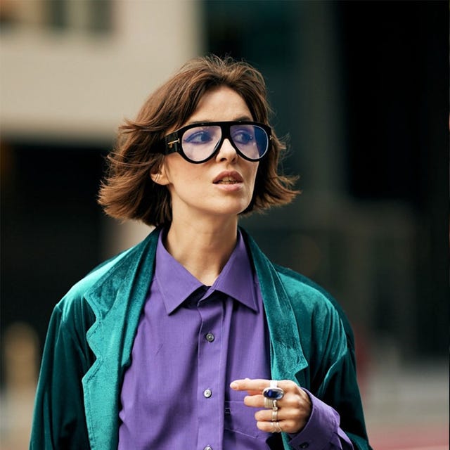 Chin Length Textured Bob With Short Bangs Chin Length Textured Bob With Short Bangs — Simple Haircuts for Thick Hair
