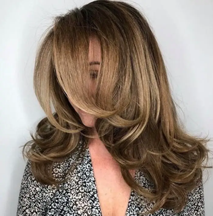 Shoulder Length Layers With Curtain Bangs Shoulder Length Layers With Curtain Bangs — Simple Haircuts for Thick Hair