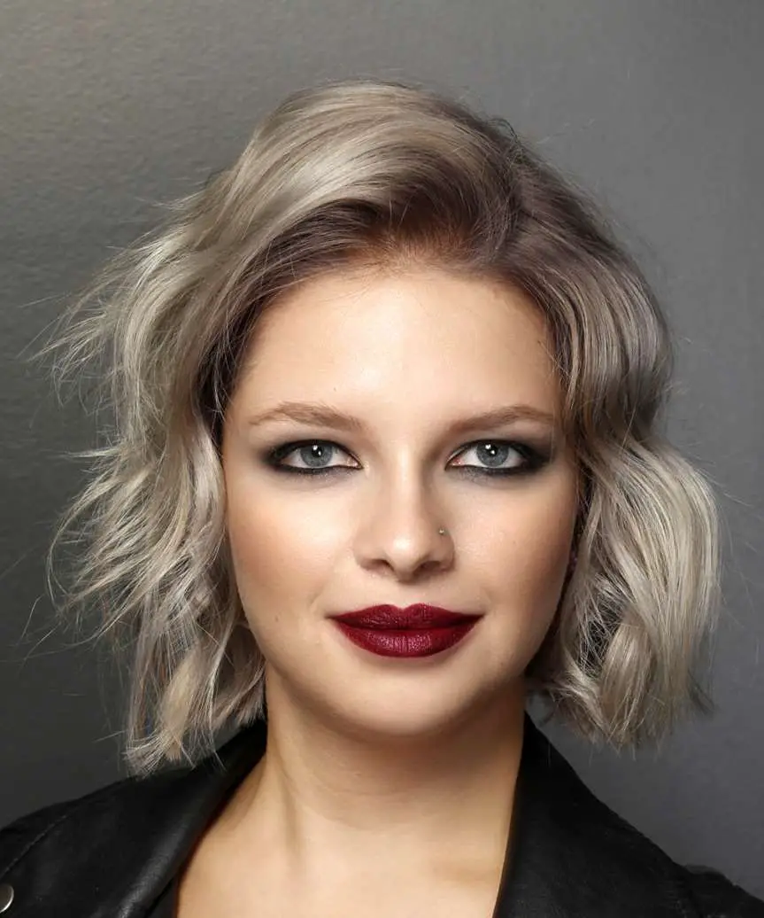 Short Bob With Side-Swept Bangs Short Bob With Side-Swept Bangs — Simple Haircuts for Wavy Hair