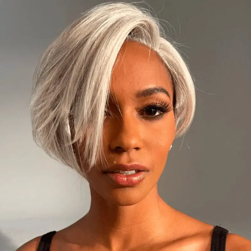 Asymmetrical Pixie Bob With Ash Blonde Roots Asymmetrical Pixie Bob With Ash Blonde Roots — Simple Haircuts for Women