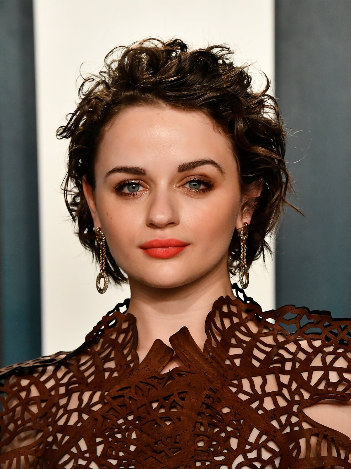 Textured Curly Pixie Wet Look — Simple Hairstyles for Round Face
