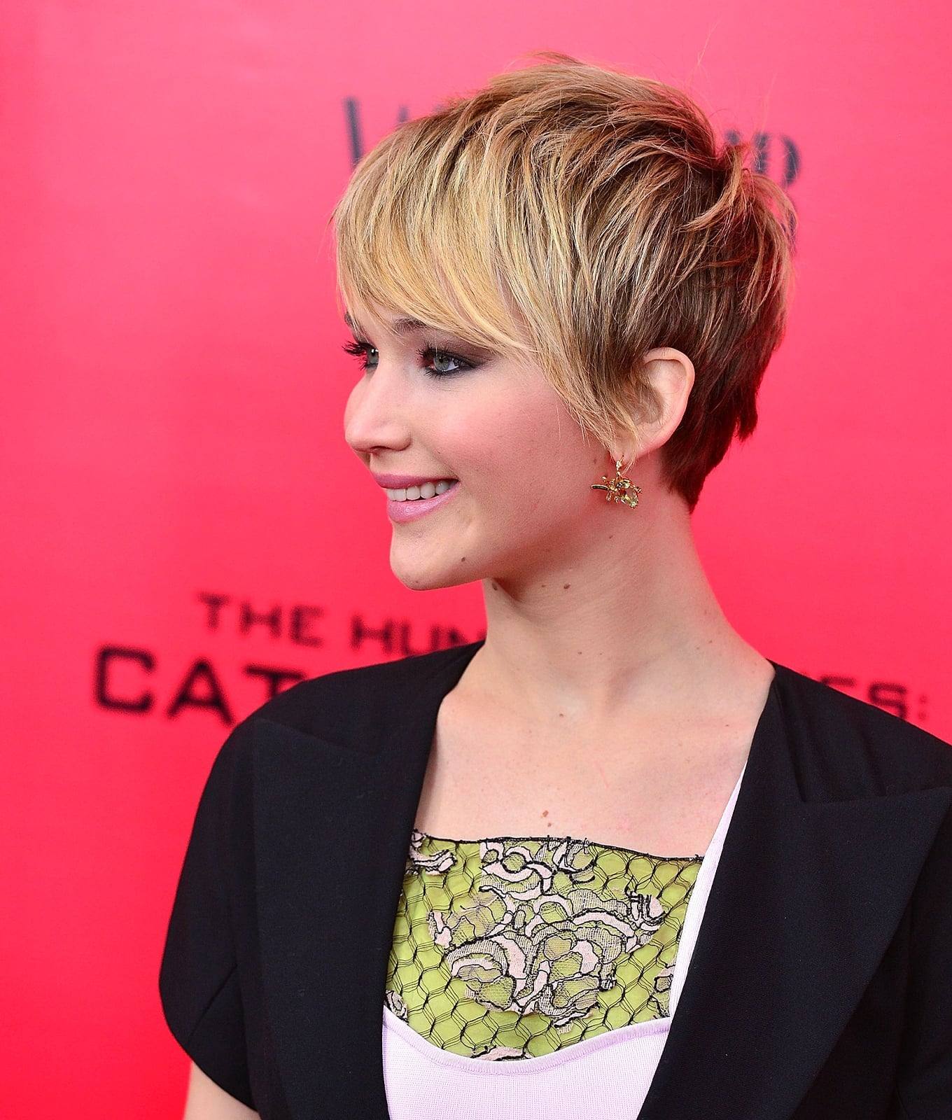 Honey Blonde Pixie With Textured Full Fringe — Simple Hairstyles for Short Hairs.
