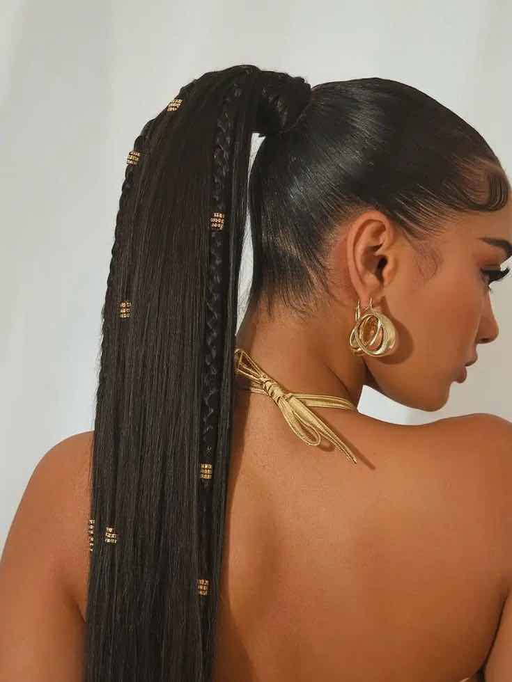 Mid-Back Ponytail With Braided Sections and Beads, Black Mid-Back Ponytail With Braided Sections and Beads, Black — Simple Hairstyles with Beads
