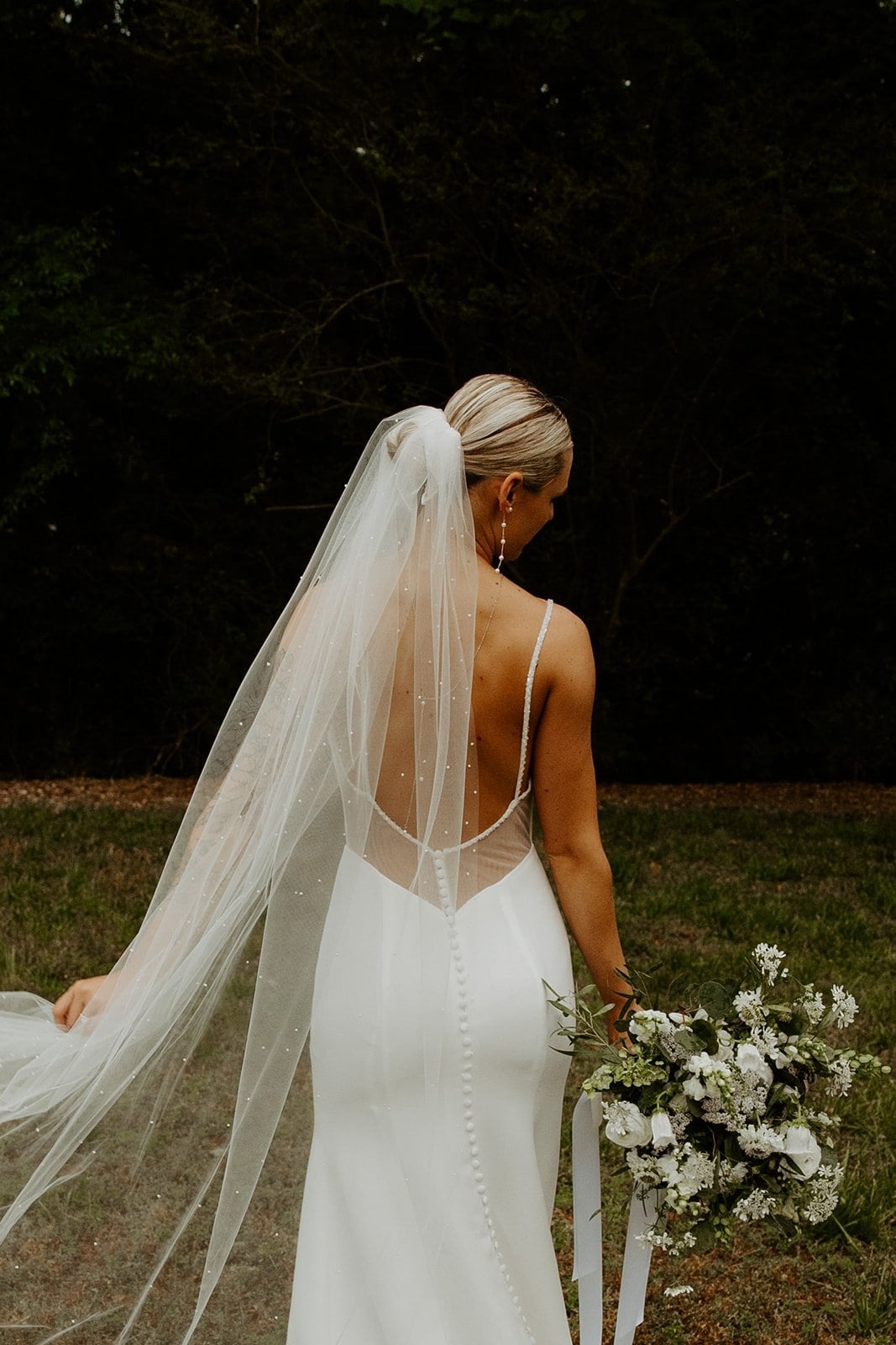 Fine Blonde Ponytail With Pearl Veil Fine Blonde Ponytail With Pearl Veil — Simple Hairstyles with Veil