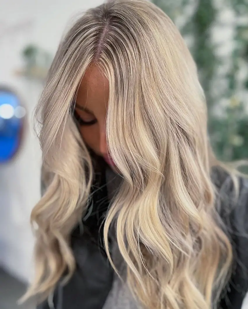 Bright Blonde Mid-Back With Subtle Highlights — Simple Highlights on Blonde