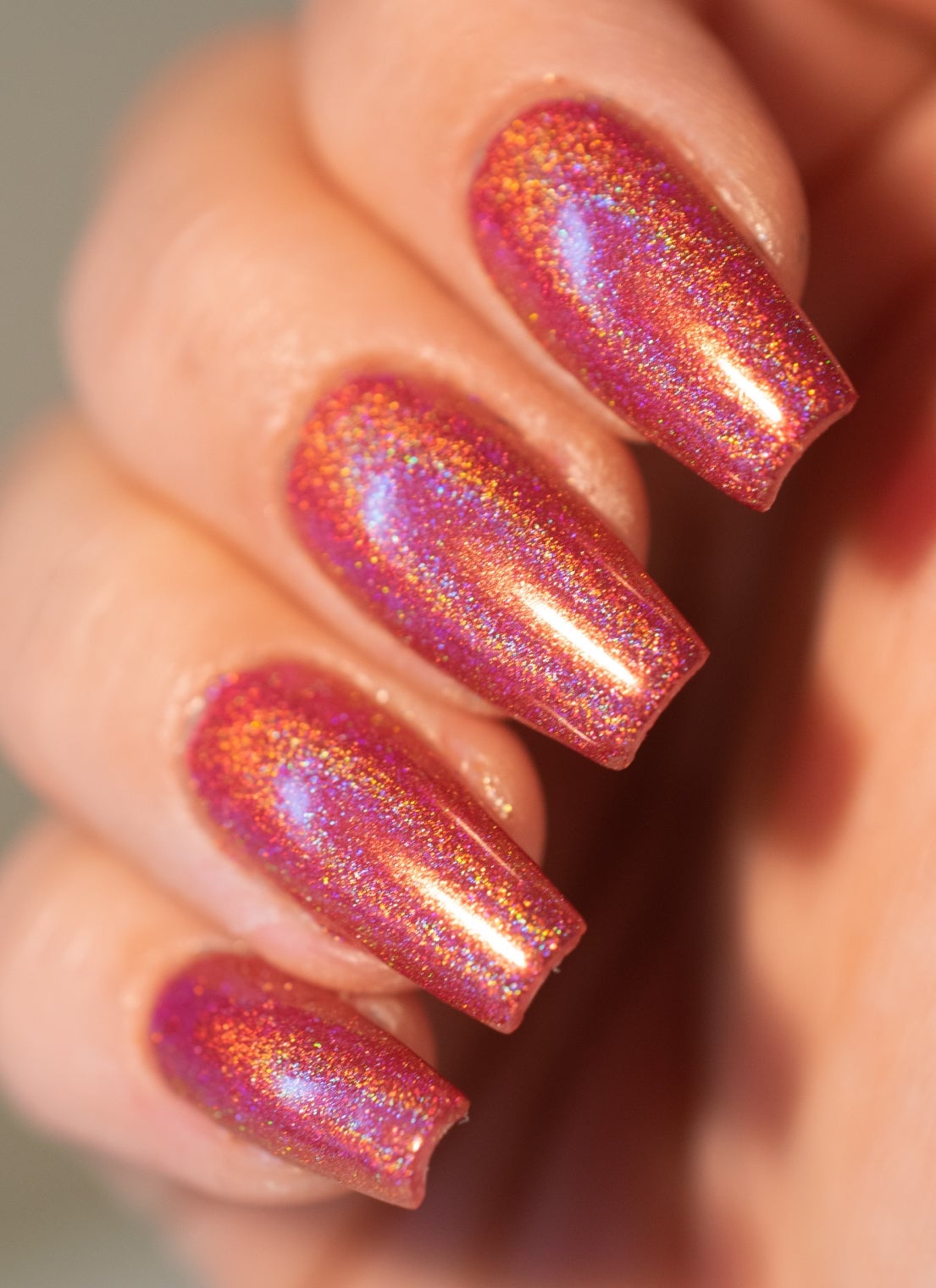 Shimmering Pink Holographic Glitter Coffin Nails Shimmering Pink Holographic Glitter Coffin Nails — Simple Holographic Nails