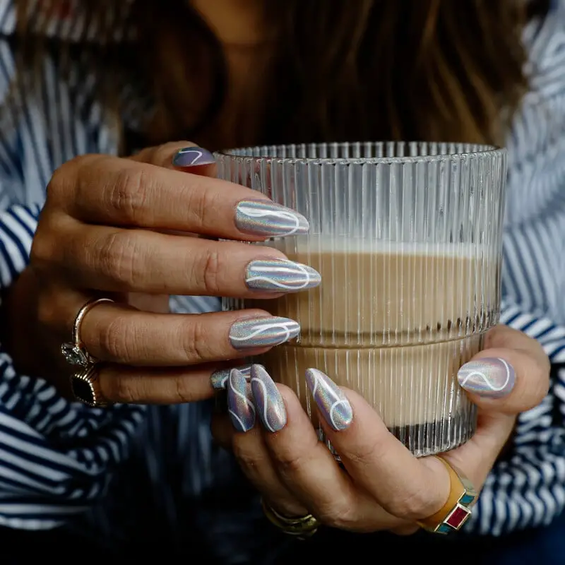 Silver Holographic Almond Nails with White Lines Silver Holographic Almond Nails with White Lines — Simple Holographic Nails
