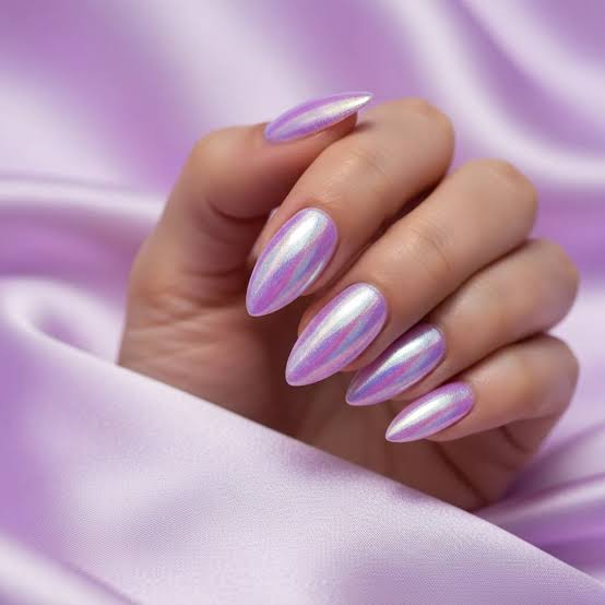 Iridescent Pastel Pink and Blue Chrome Nails Iridescent Pastel Pink and Blue Chrome Nails — Simple Holographic Nails