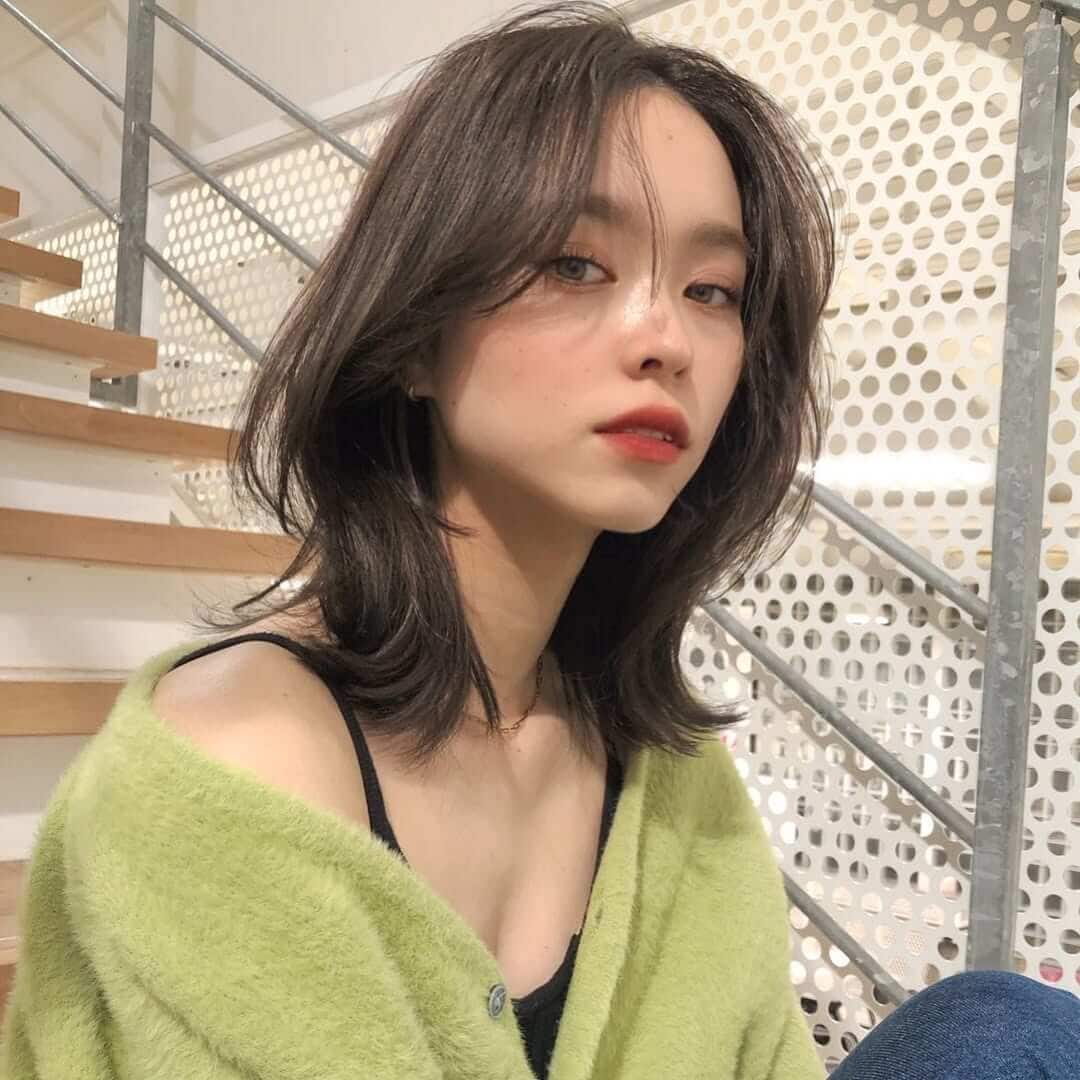 Collarbone Shag With Blunt Bangs — Simple Japanese Hair
