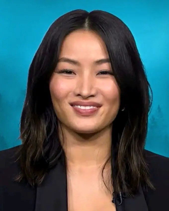 Shoulder-Length Lob With Soft Layers — Simple Japanese Hair