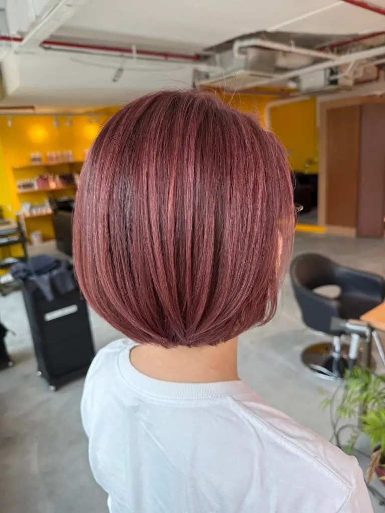 Rose Gold Ear-Length Bob With Inward Curl — Simple Japanese Hair