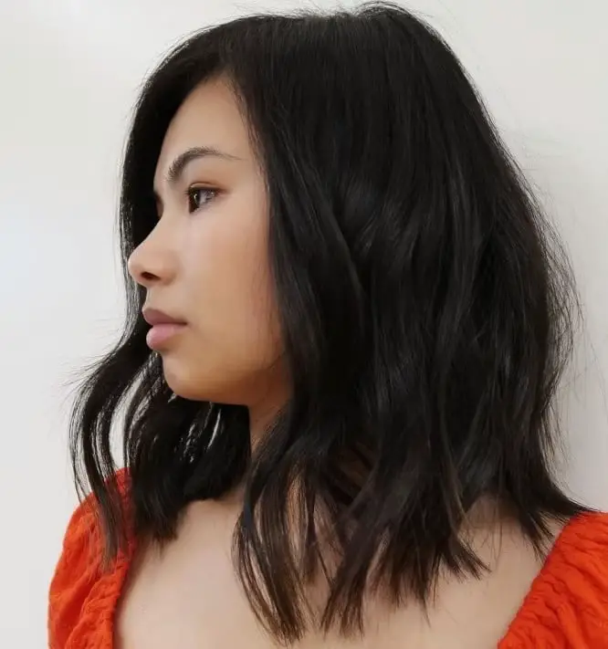 Collarbone Wavy Layers With Side Part — Simple Japanese Hairstyles