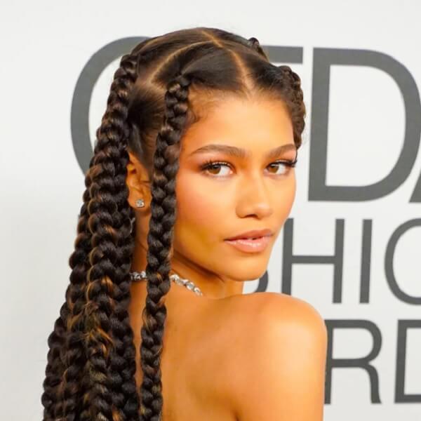 Mid-Back Jumbo Braids Wavy Ends — Simple Jumbo Braids