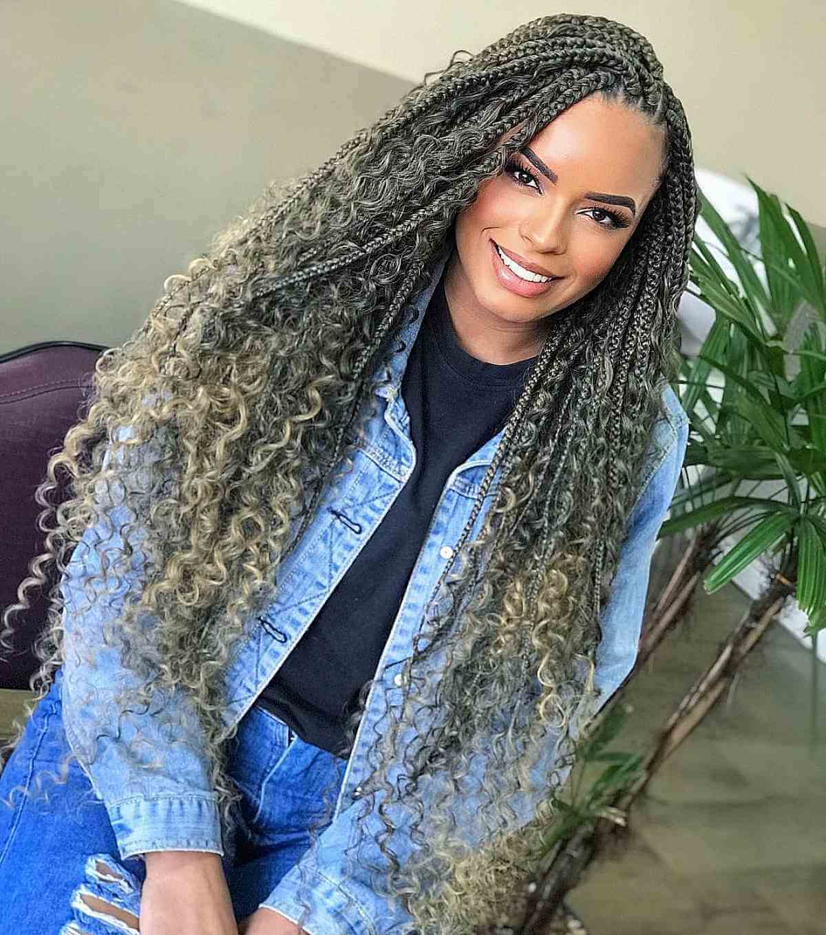 Voluminous Dark Brown Blonde Highlights Braids — Simple Jumbo Braids
