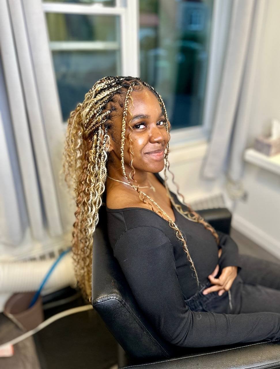 Mid-Back Braids In Ponytail With Curly Ends Mid-Back Braids In Ponytail With Curly Ends — Simple Knotless Box Braids