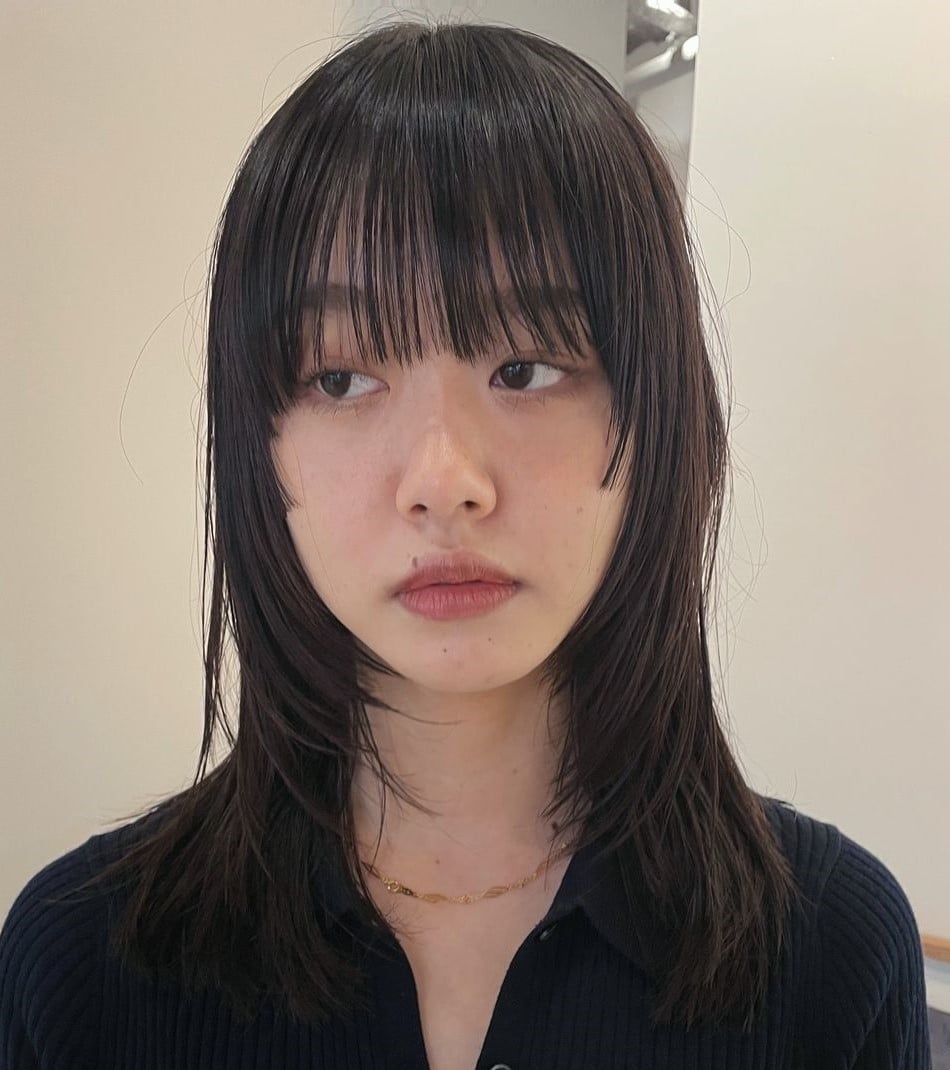 Collarbone Shag With Blunt Bangs — Simple Korean Hair
