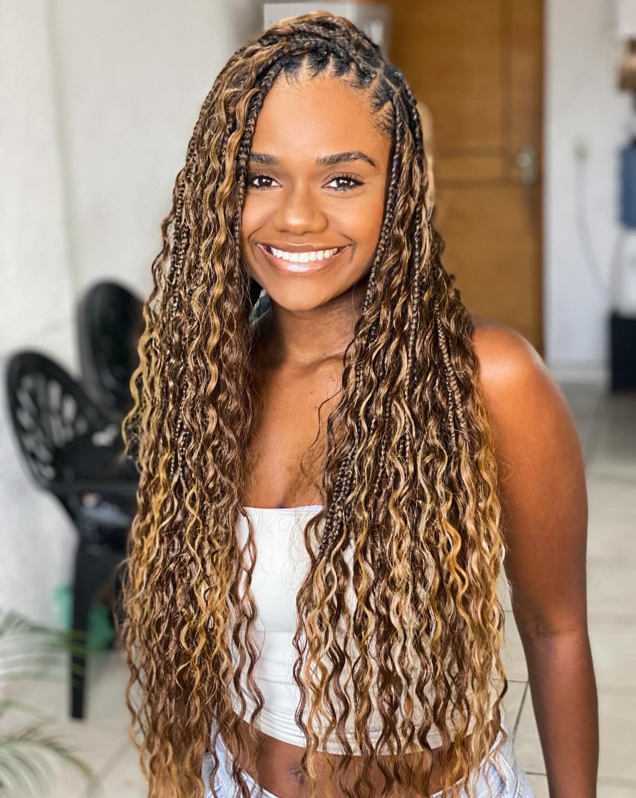 Dark Brown Braids With Blonde Highlights And Curly Ends Dark Brown Braids With Blonde Highlights And Curly Ends — Simple Large Knotless Braids