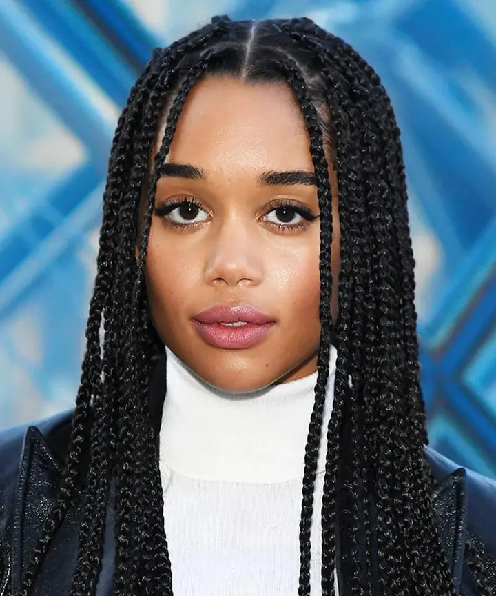 Uniform Black Box Braids With Middle Parting Uniform Black Box Braids With Middle Parting — Simple Large Knotless Braids