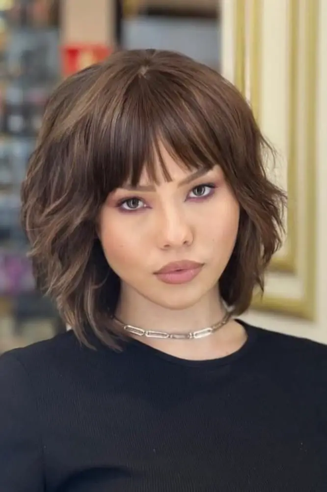 Collarbone Bob With Blunt Bangs — Simple Layer Bob