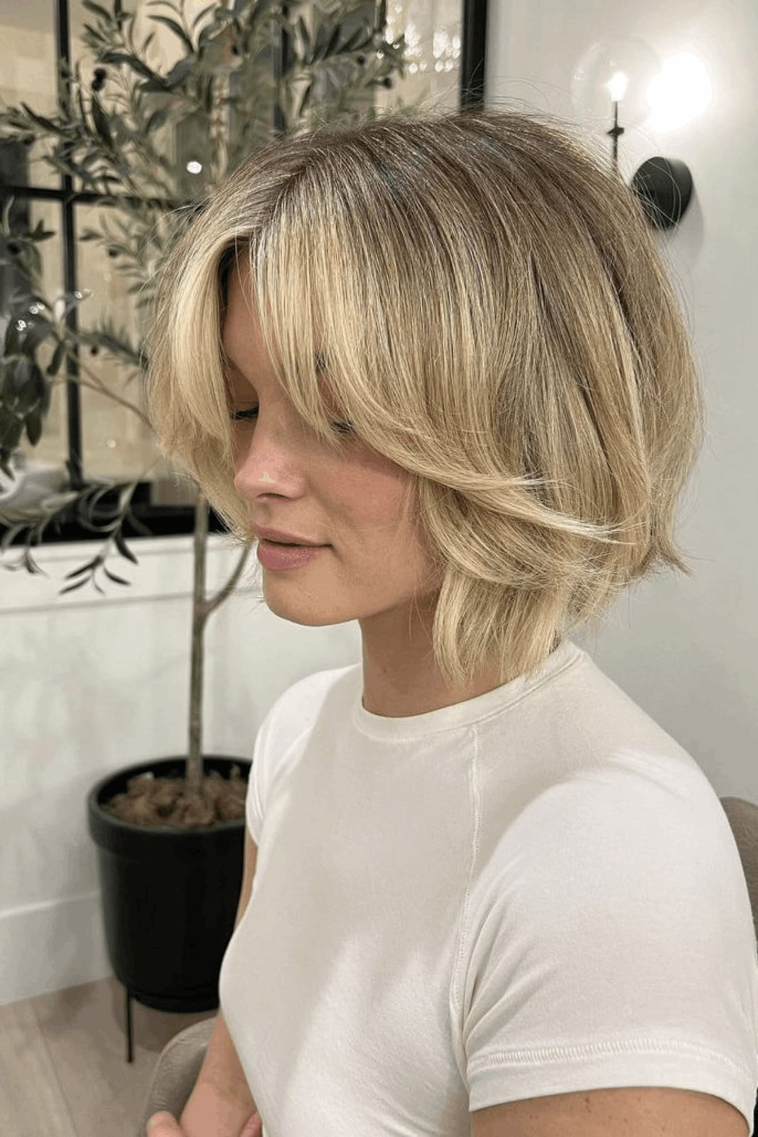 Chin Length Blonde Bob With Face Framing Layers Chin Length Blonde Bob With Face Framing Layers — Simple Layered Bob Hairstyles