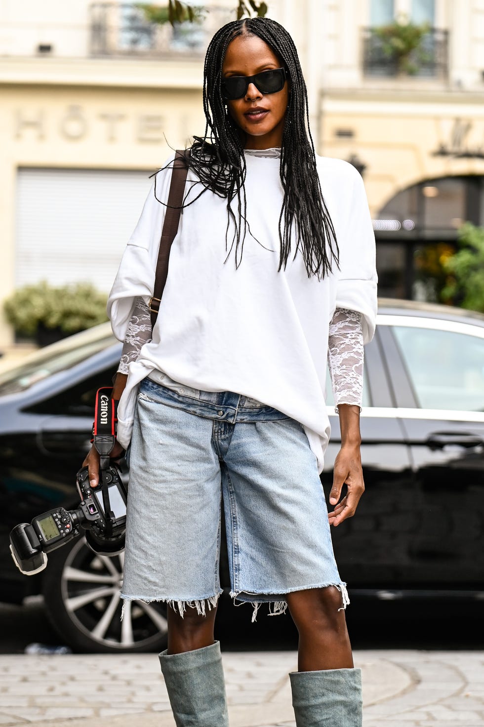 Oversized Sweatshirt Over Lace Top Oversized Sweatshirt Over Lace Top — Simple Layered Ideas