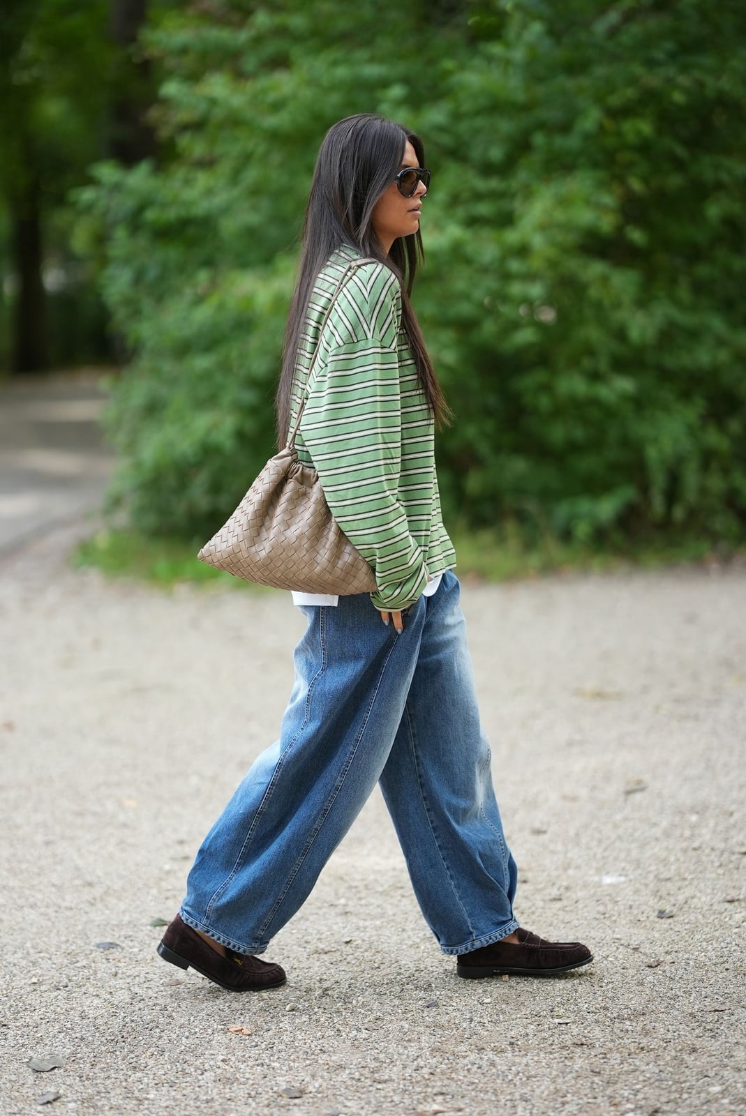 Barrel Leg Jeans With Striped Long-Sleeve Shirt Barrel Leg Jeans With Striped Long-Sleeve Shirt — Simple Layered Ideas