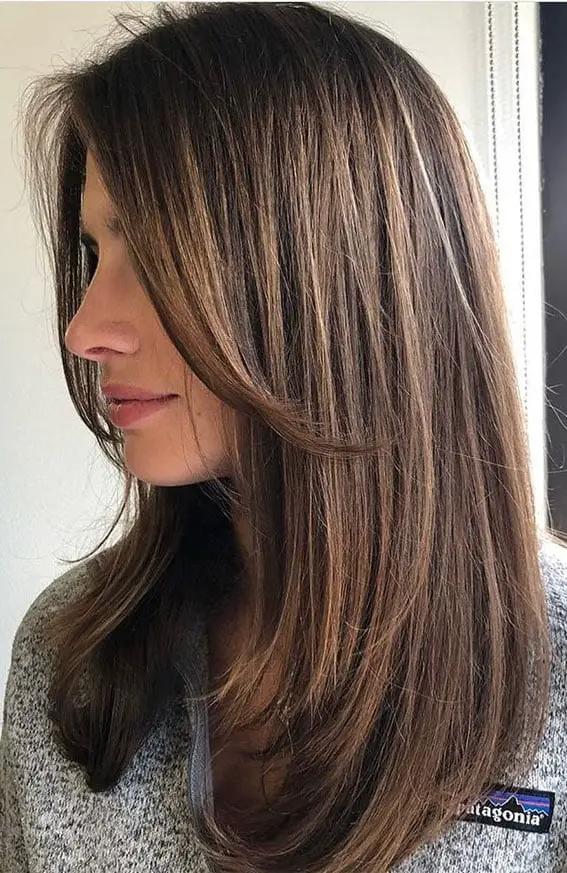 Mid-Back Wavy Layers with Curtain Bangs, Close-Up Take Mid-Back Wavy Layers with Curtain Bangs, Close-Up Take — Simple Lengths Haircut
