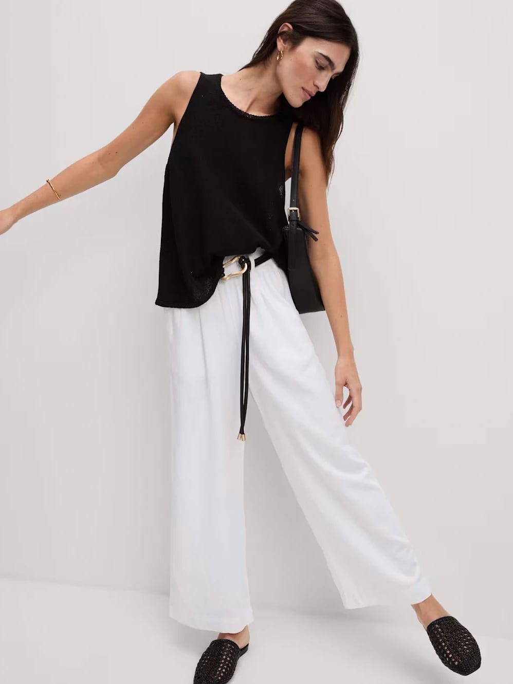 Wide Leg White Linen Pants with a Black Knit Top Wide Leg White Linen Pants with a Black Knit Top — Simple Linen Pants Outfits