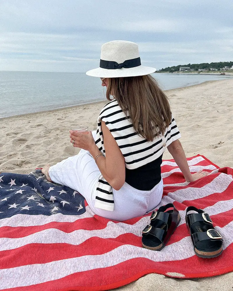 White Linen Pants with Striped Sweater Draped White Linen Pants with Striped Sweater Draped — Simple Linen Pants Outfits
