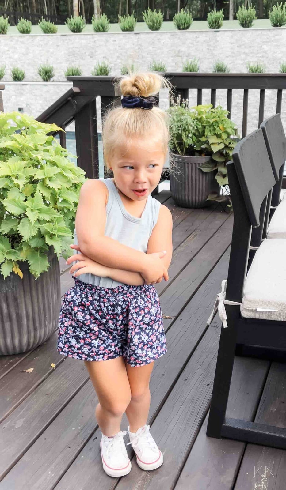 Shoulder Length Top Knot With Dark Blue Bow Shoulder Length Top Knot With Dark Blue Bow — Simple Little Girl Hairstyles