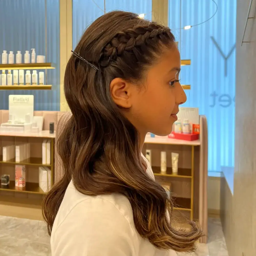 Mid-Back Crown Braid With Loose Waves Mid-Back Crown Braid With Loose Waves — Simple Little Girl Hairstyles