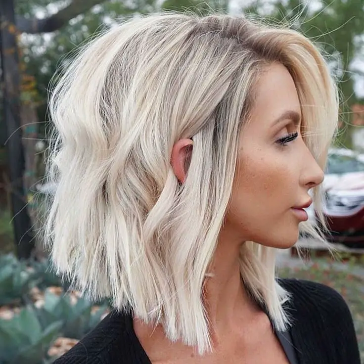 Platinum Blonde Textured Lob With Wispy Bangs Platinum Blonde Textured Lob With Wispy Bangs — Simple Lob Hair