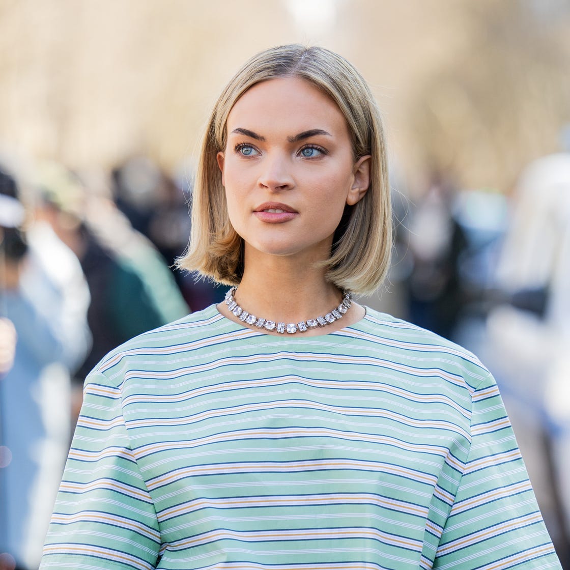 Chin Length Box Bob Short Bangs Dark Brown, Straight Chin Length Box Bob Short Bangs Dark Brown, Straight — Simple Long Bob Hairstyles