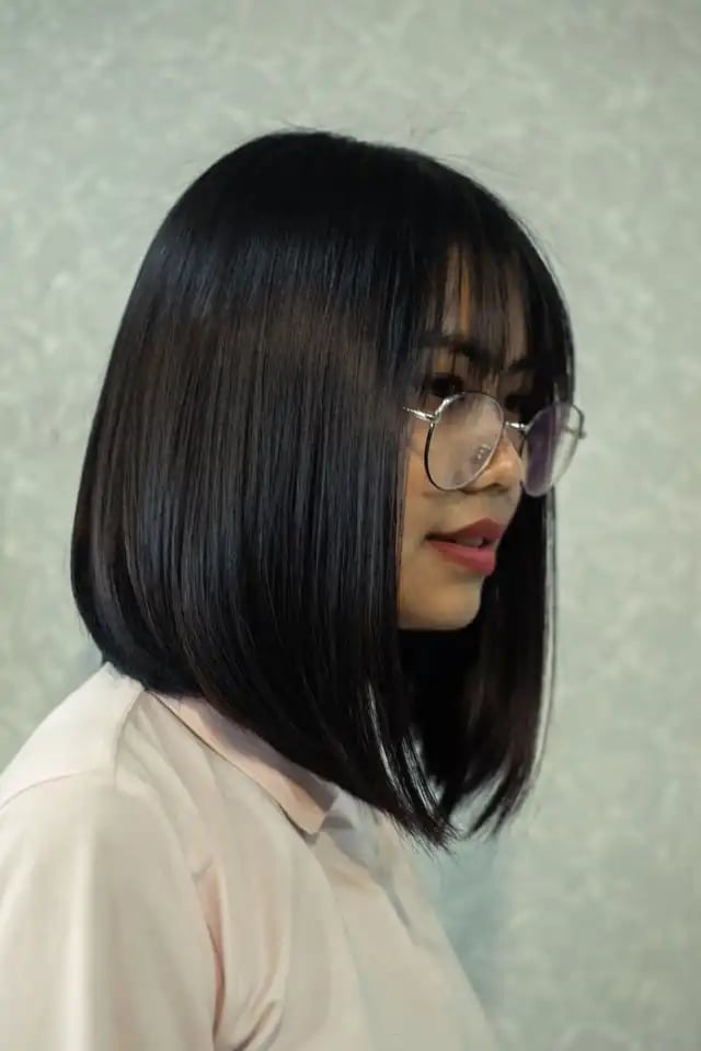 Chin Length Blunt Bob Black Blunt Bangs Chin Length Blunt Bob Black Blunt Bangs — Simple Long Bob Hairstyles