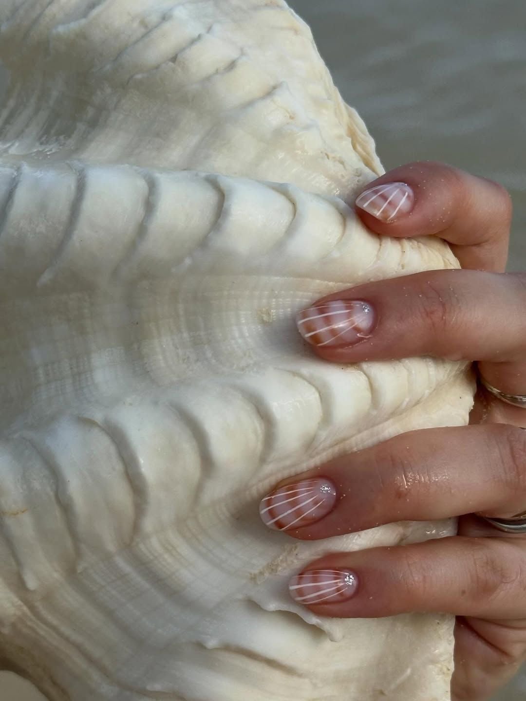 Nude Leopard Tip Short Oval Nails Nude Leopard Tip Short Oval Nails — Simple Looks Nail