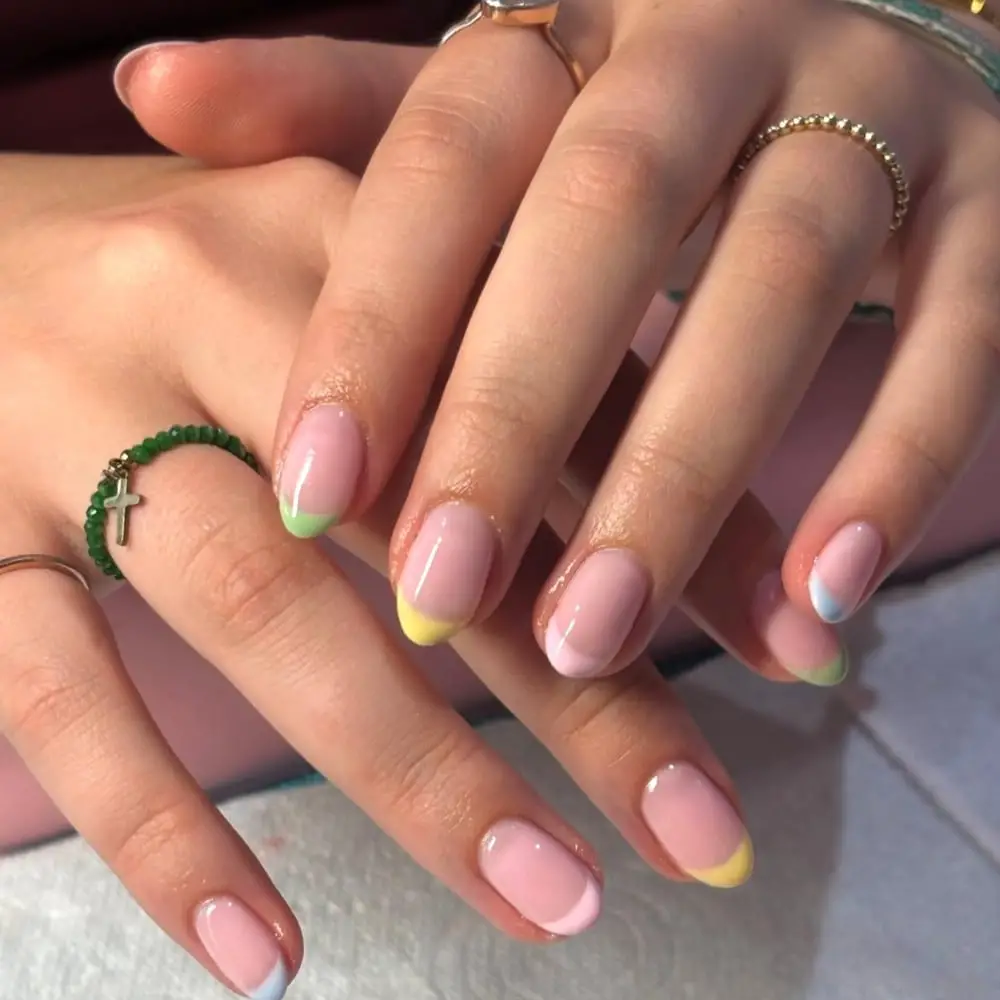 Pastel French Tip Short Oval Nails Pastel French Tip Short Oval Nails — Simple Looks Nail
