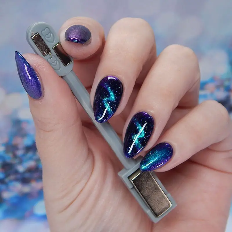Medium Almond Deep Blue Purple Teal Line Cat Eye — Simple Magnetic Nails